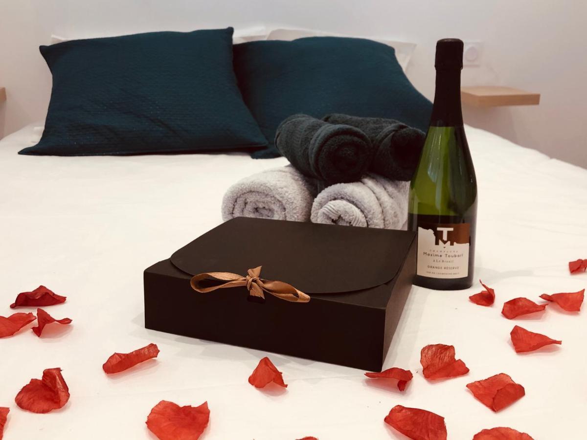 Nemausa Apartis Nîmes Eksteriør billede
